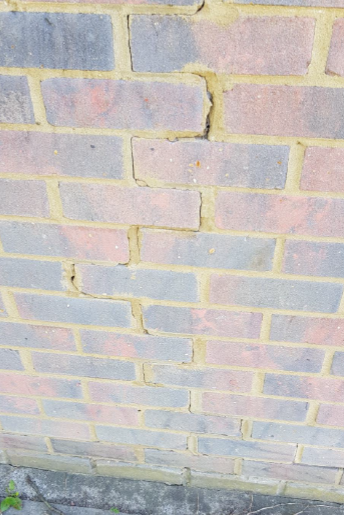 Thermal-Expansion-Cracks-in-Calcium-Silicate-Brick-Walls.png